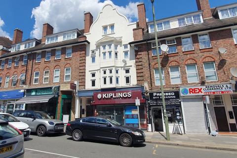 4 bedroom flat to rent, Finchley Lane, Hendon