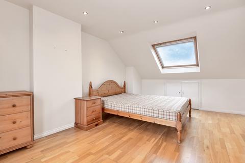 4 bedroom house to rent, Winifred Road Wimbledon SW19