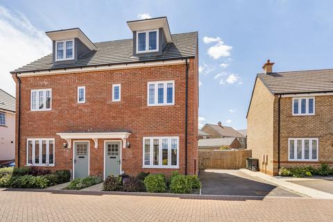 3 bedroom semi-detached house for sale, Cadet Close, Lower Stondon, SG16