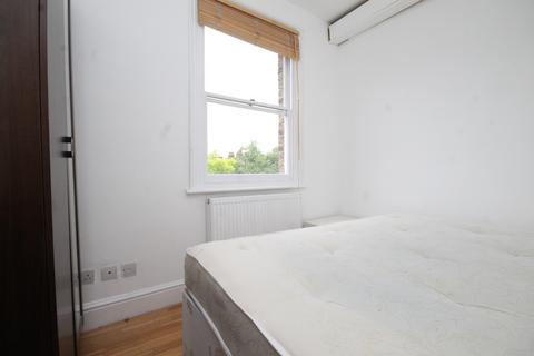 4 bedroom flat to rent, Roden Street, Islington, N7