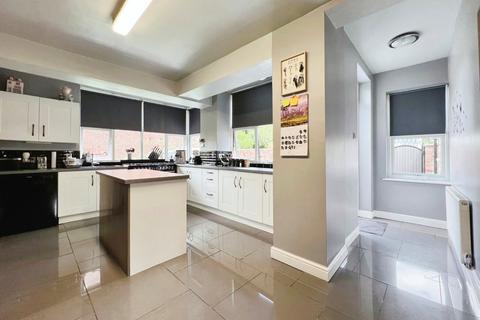 6 Cavendish Grove, Eccles, Manchester, M30 9HR
