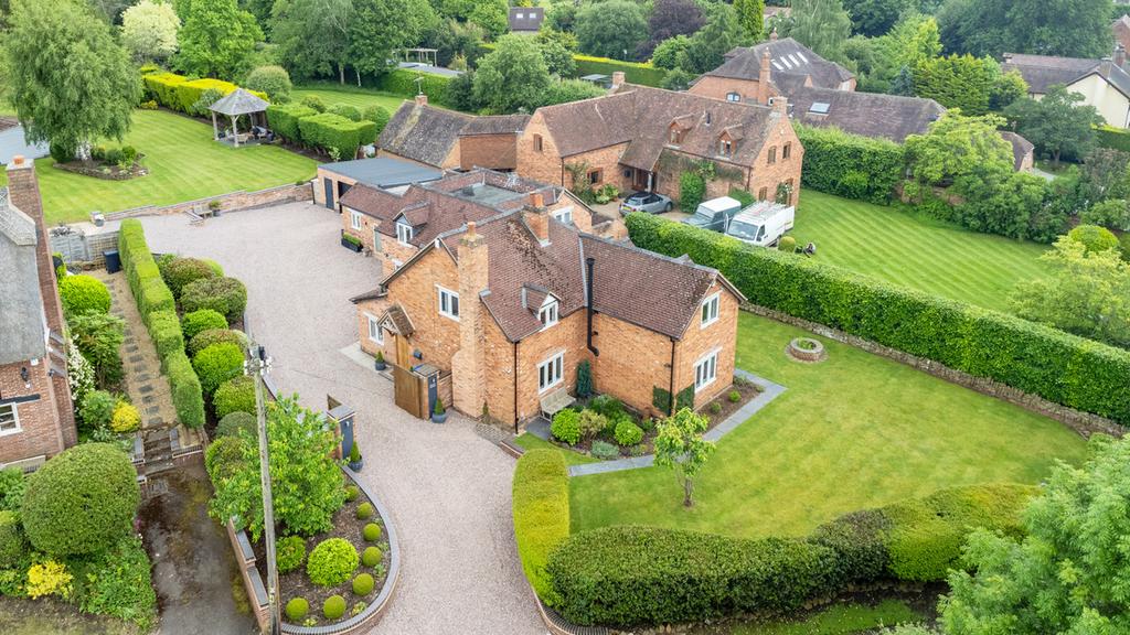 Hill Wooton, Warwickshire, CV35 7PP 5 bed country house for sale £
