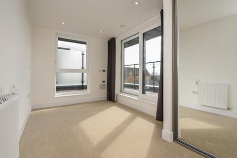 2 bedroom apartment to rent, Hartfield Road London SW19