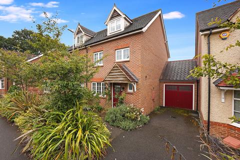 4 bedroom semi-detached house for sale, Keele Avenue, Maidstone, ME15