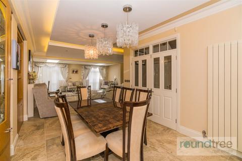6 bedroom house for sale, Corrigan Close, Hendon, NW4