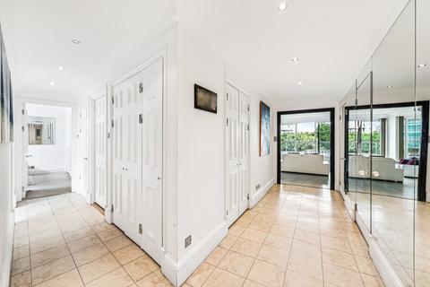 2 bedroom flat for sale, Chelsea Crescent, Chelsea Harbour, London