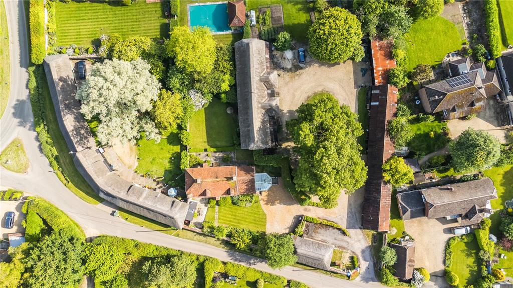 Ariel House &amp; Barns