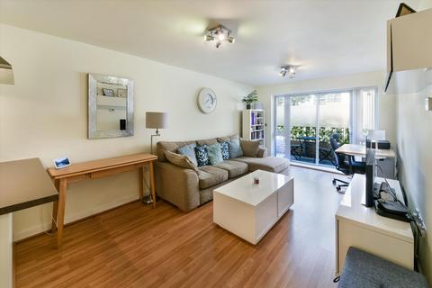 1 bedroom flat to rent, Epad Apartments, Broomfield Street, London, E14