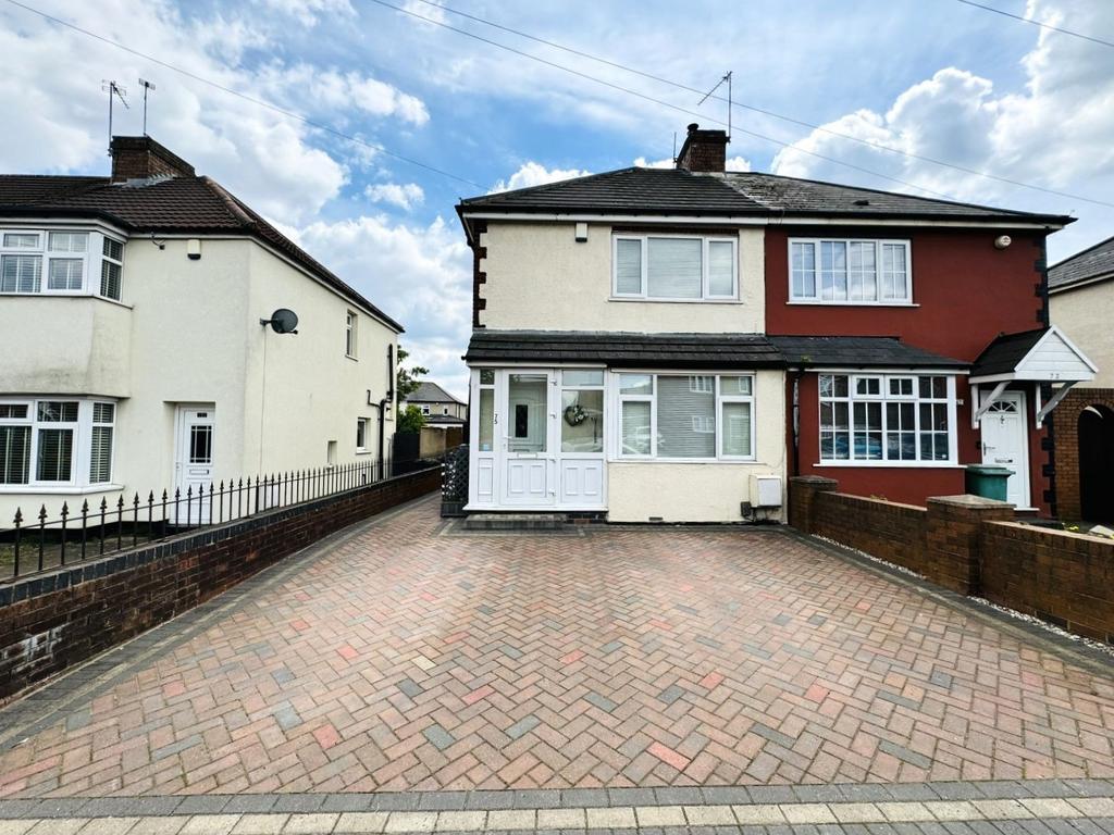 Noose Lane, Willenhall 2 bed semidetached house for sale £175,000
