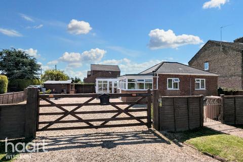 2 bedroom detached bungalow for sale, Smeeth Road, Marshland St James