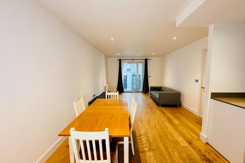 3 bedroom apartment for sale, Howe House, 20 Love Lane, Woolwich, London, SE18 6HW