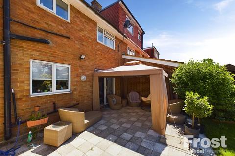 19 Comet Road, Stanwell, Staines-upon-thames, TW19 7HP