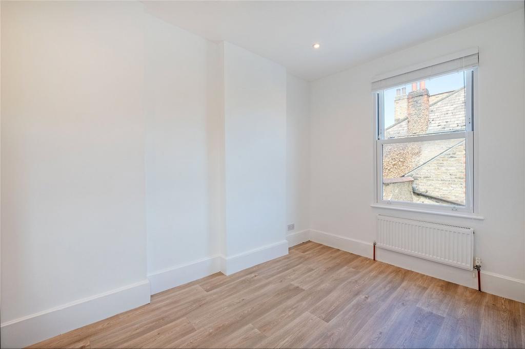 Apartment in London - View 3