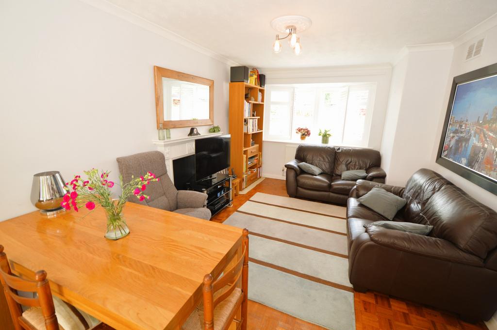 Living/dining room
