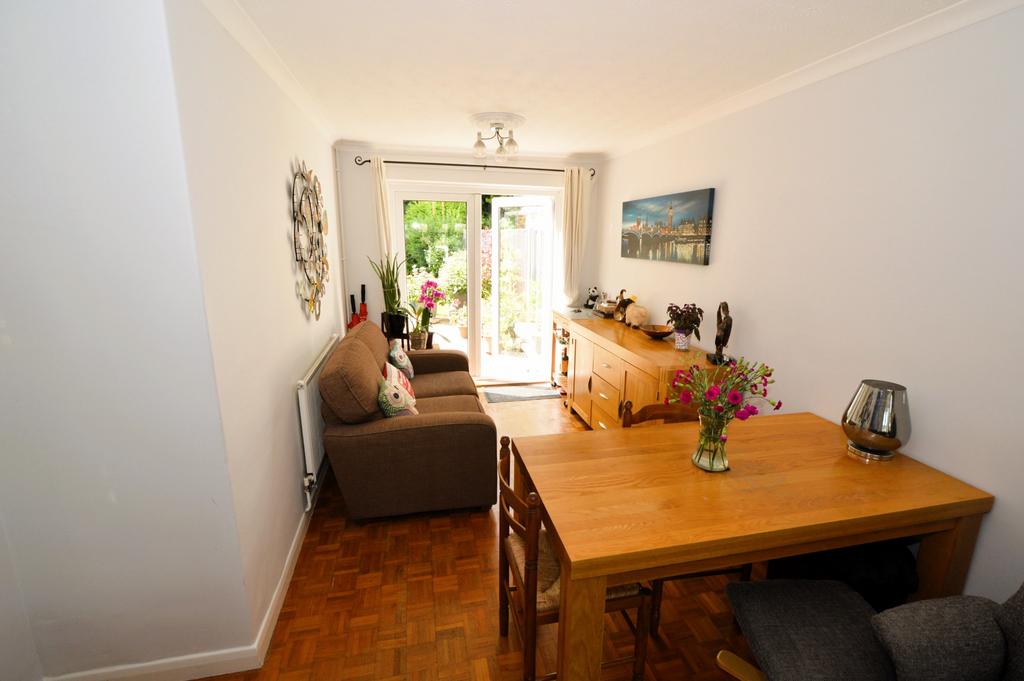 Living/dining room