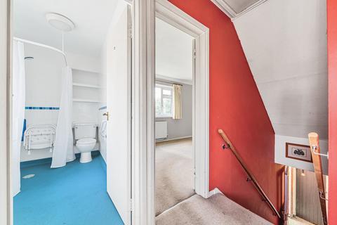 70a Park Road, Kingston Upon Thames, KT2 6AR