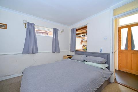 1 bedroom semi-detached house for sale, Godalming, Surrey GU7