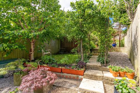 3 bedroom terraced house for sale, Gloucester Road, Malmesbury