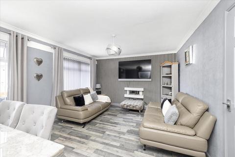 125 Deanburn, Penicuik, EH26 0JA