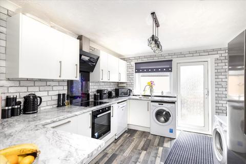 125 Deanburn, Penicuik, EH26 0JA