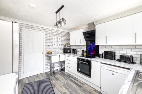 125 Deanburn, Penicuik, EH26 0JA