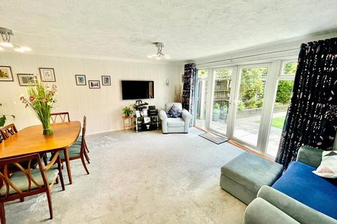 3 bedroom end of terrace house for sale, Lingey Close, Sidcup, Kent, DA15