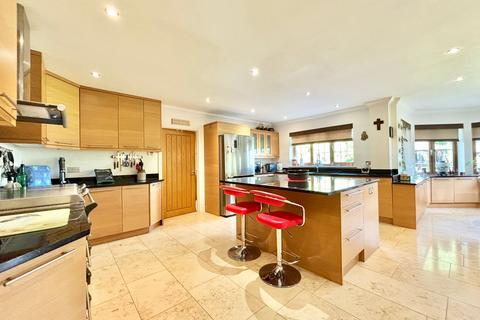 4 bedroom detached house for sale, Collington Rise, Bexhill-on-Sea, TN39