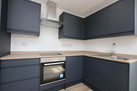 2 bedroom flat to rent, Chester Park Road, Bristol BS16