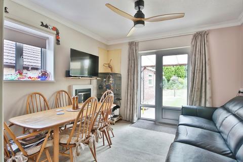 6 Barrow Road, Barton-upon-humber, DN18 6AA