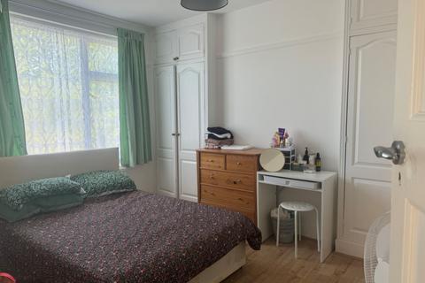 4 bedroom house to rent, Castleton Avenue, Wembley, HA9