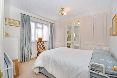 2 bedroom maisonette for sale, Derwent Drive, Slough, Berkshire, SL1