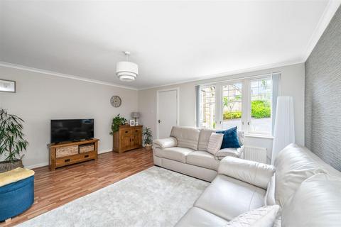 3 bedroom terraced house for sale, St Mary's Place, Bathgate