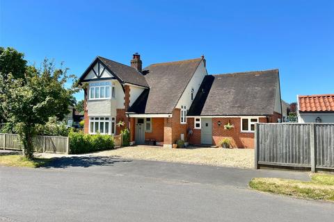 5 bedroom detached house for sale, Shorefield Way, Milford on Sea, Lymington, Hampshire, SO41