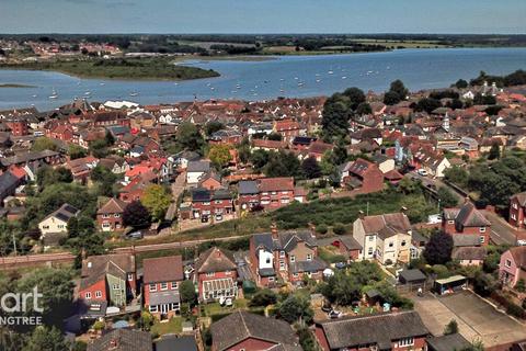 2 bedroom end of terrace house for sale, Mill Hill, Manningtree, Essex
