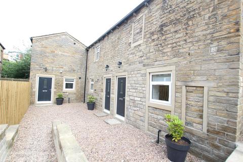 2 bedroom terraced house to rent, Kings Mill Lane, Huddersfield, West Yorkshire, HD1