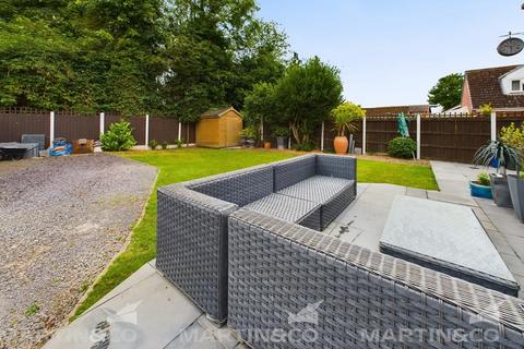 1 Lyndhurst Villas, Norton, Doncaster, DN6 9PX