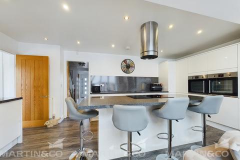 1 Lyndhurst Villas, Norton, Doncaster, DN6 9PX