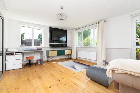 4 bedroom end of terrace house for sale, Southwark Close, Stevenage, Hertfordshire, SG1