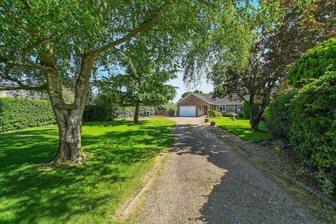 4 bedroom detached bungalow for sale, Broomhill Lane, Bury St. Edmunds IP30