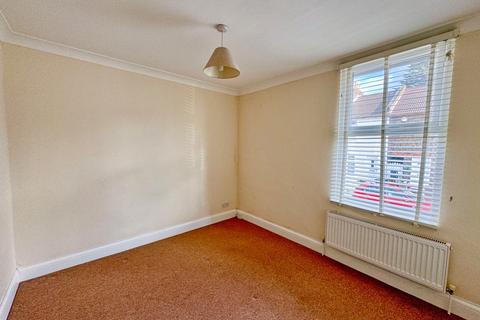 2 bedroom terraced house to rent, Hamerton Road, Northfleet, Gravesend, Kent, DA11 9DX