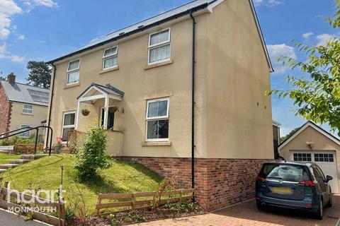 4 bedroom detached house for sale, Alders Drive, Monmouth
