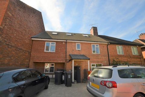 2 bedroom apartment to rent, Westbury Road, Leicestershire LE2