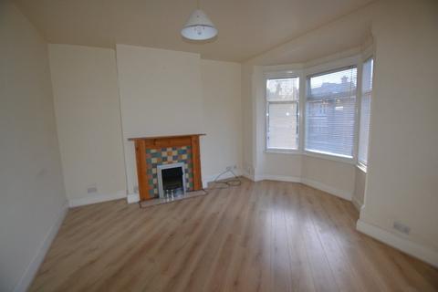 3 bedroom maisonette to rent, Eastleigh Road, Leicester LE3