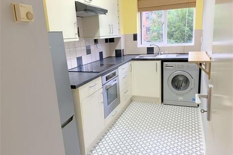 2 bedroom flat to rent, Courthill Road, Lewisham, London,