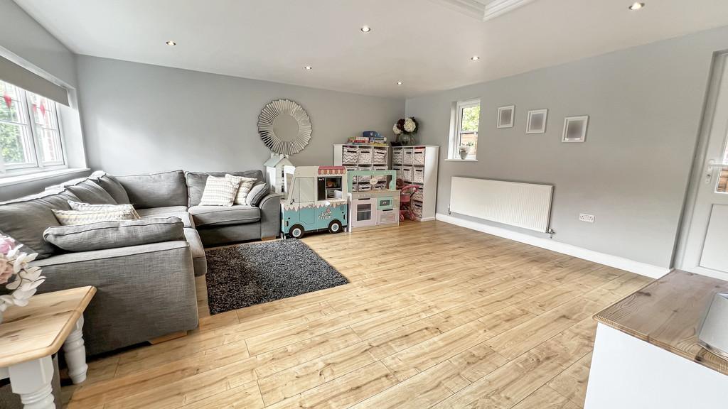 Playroom/bedroom