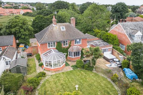 4 bedroom detached house for sale, Mundesley