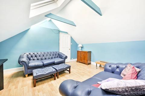 3 bedroom maisonette for sale, Cottington Street, London SE11