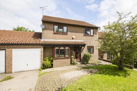 4 bedroom detached house for sale, Booker Close, Crowborough