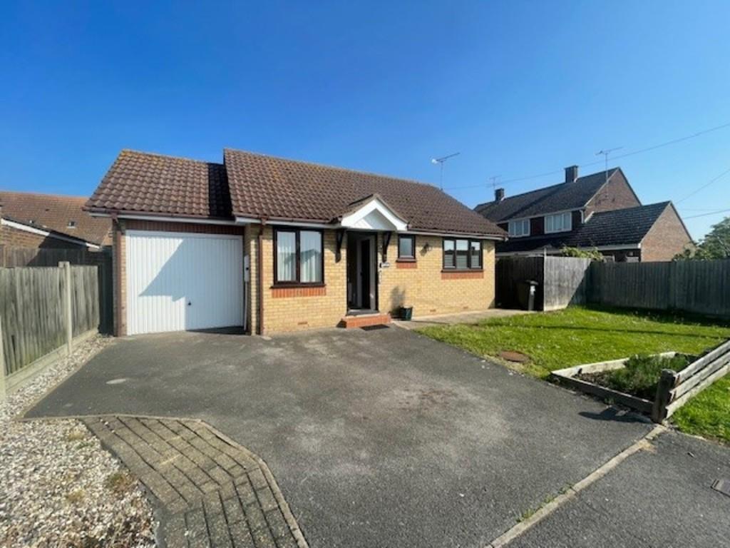 Washington Road, Maldon 2 bed detached bungalow £1,100 pcm (£254 pw)