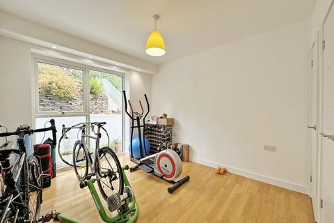 10 Barton Meadow, Truro, TR1 3NJ